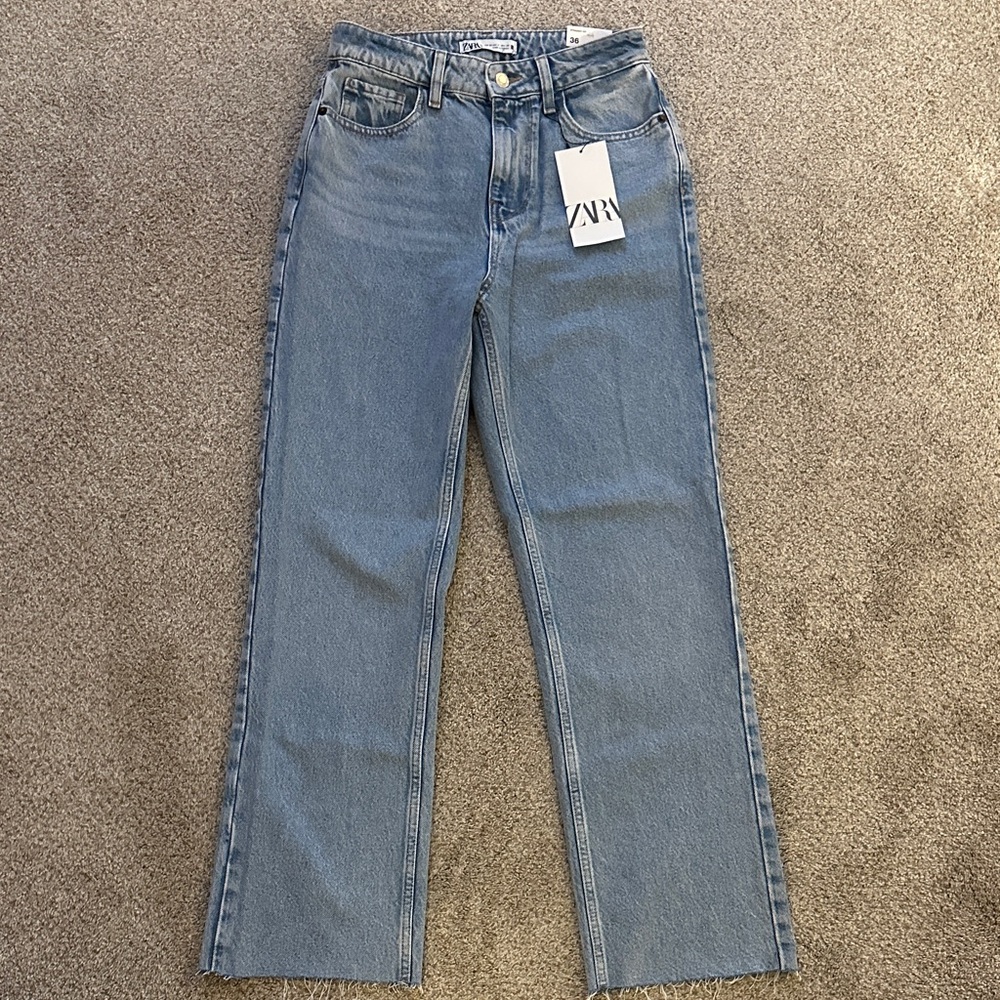 Zara Women's Light Blue Straight Leg Jeans